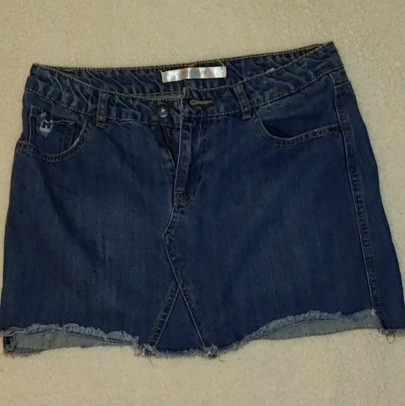 Jean skirt - Picture 1 of 1
